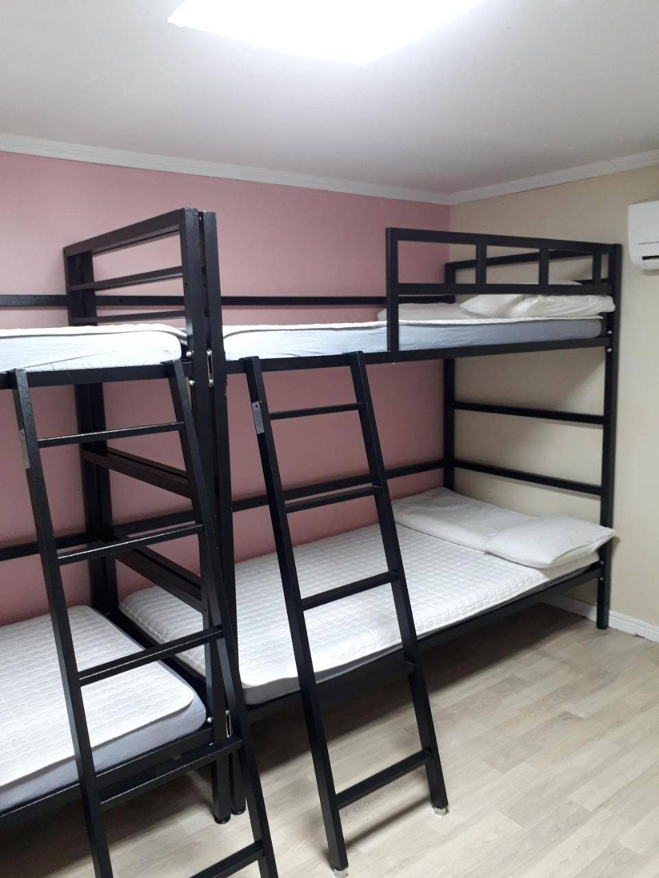 Elly Guesthouse Μπουσάν Εξωτερικό φωτογραφία